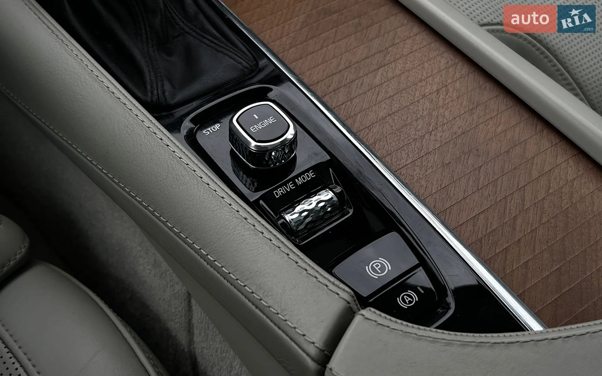 2015 Volvo XC90 - мініатюра 20