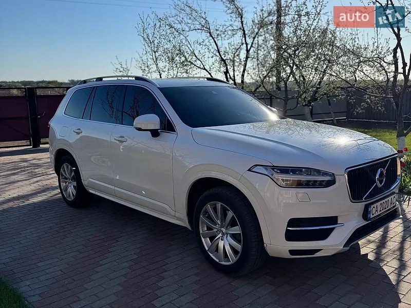 Volvo XC90 2019