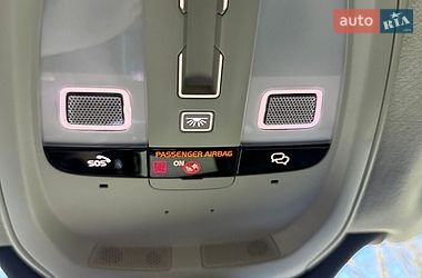 Внедорожник / Кроссовер Volvo XC90 2025 в Киеве