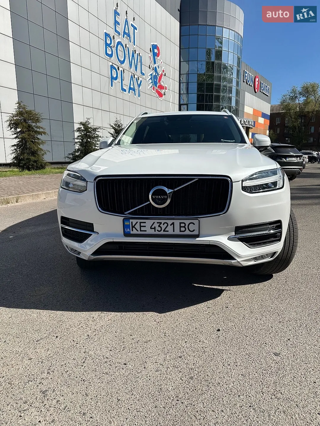 2017 Volvo XC90 - мініатюра 10