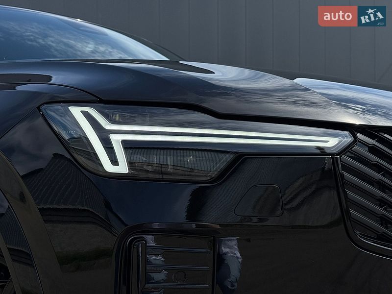 Внедорожник / Кроссовер Volvo XC90 2026 в Киеве
