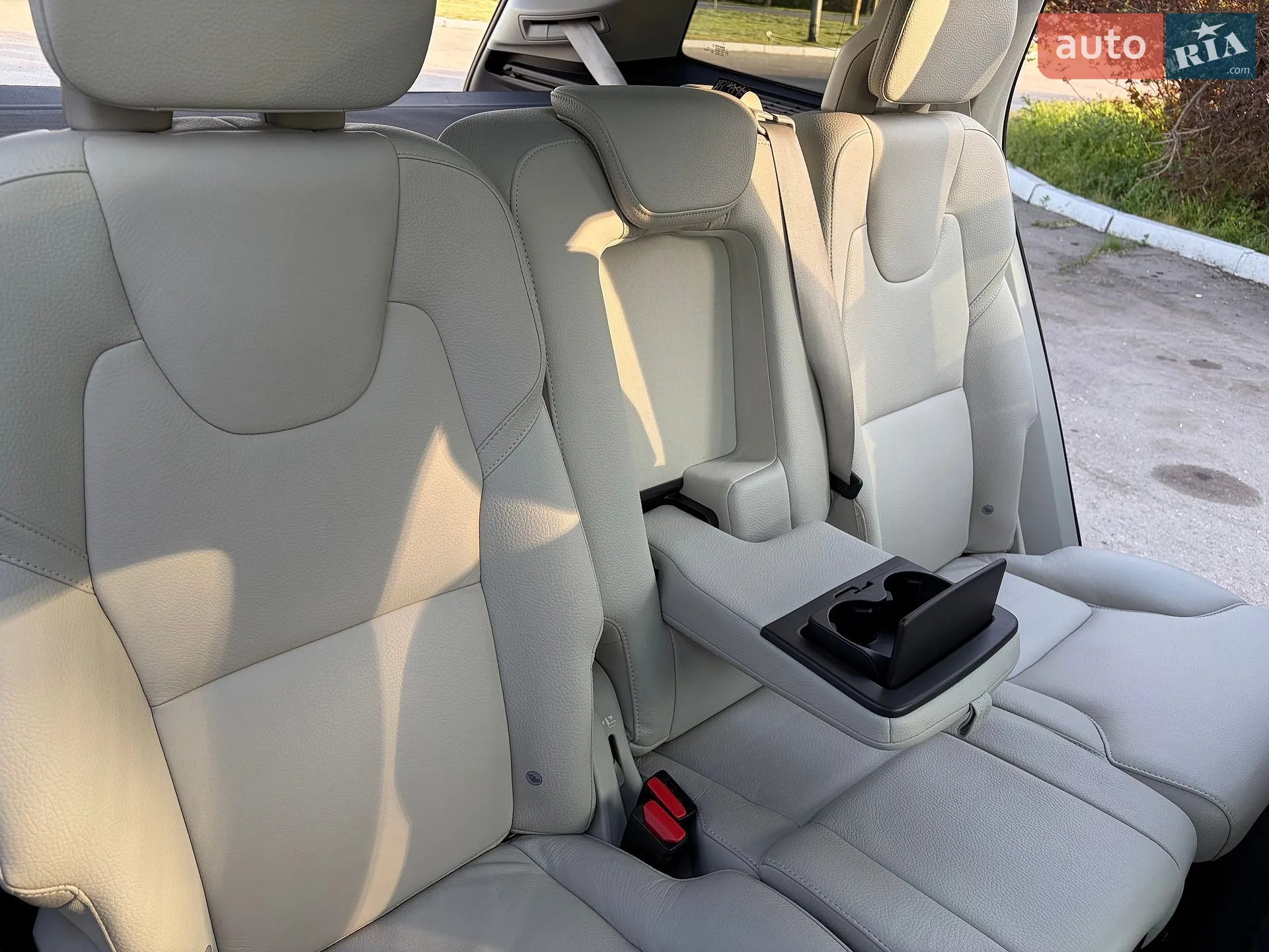 2022 Volvo XC90 - мініатюра 19
