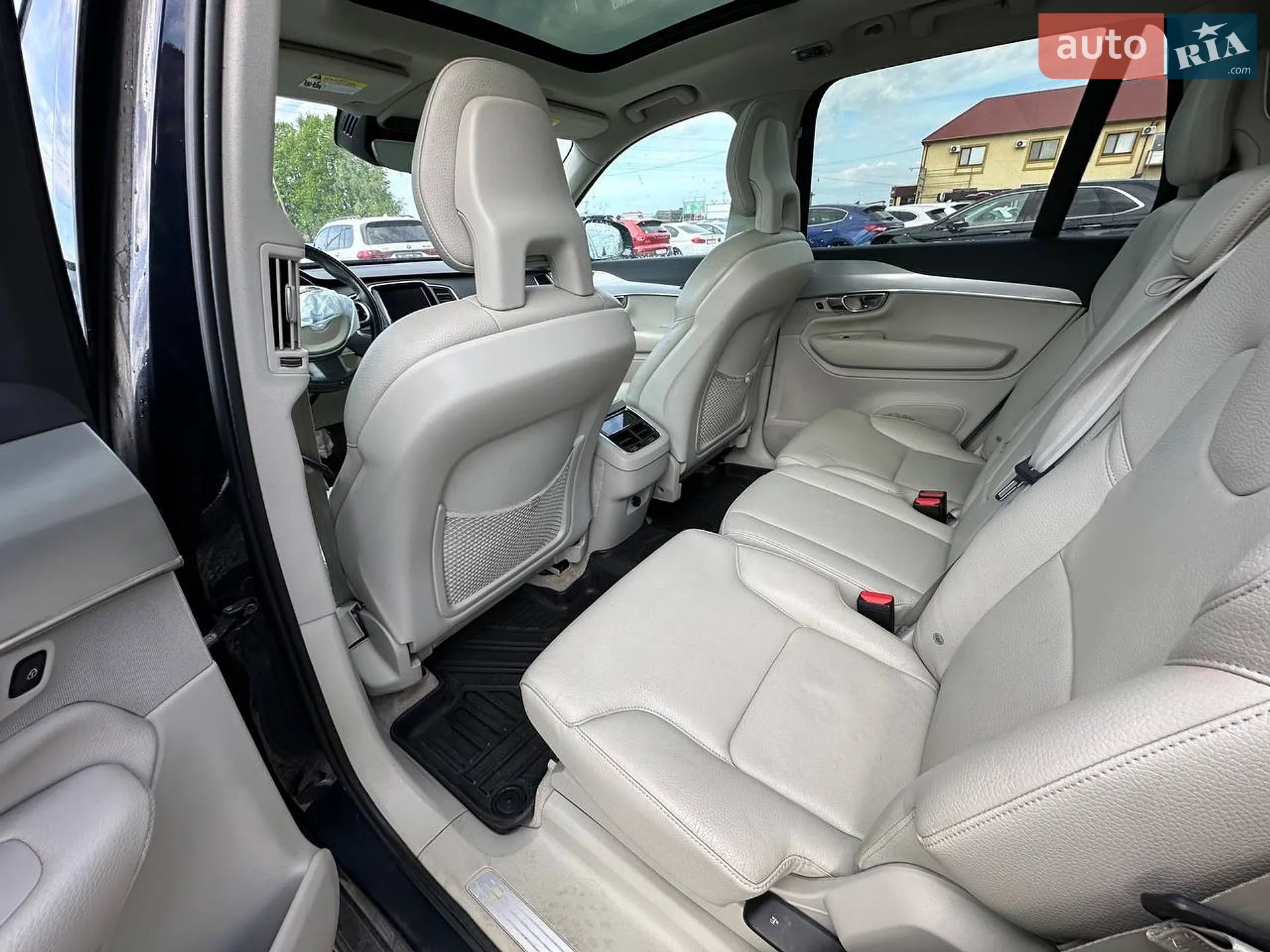 2016 Volvo XC90 - мініатюра 12