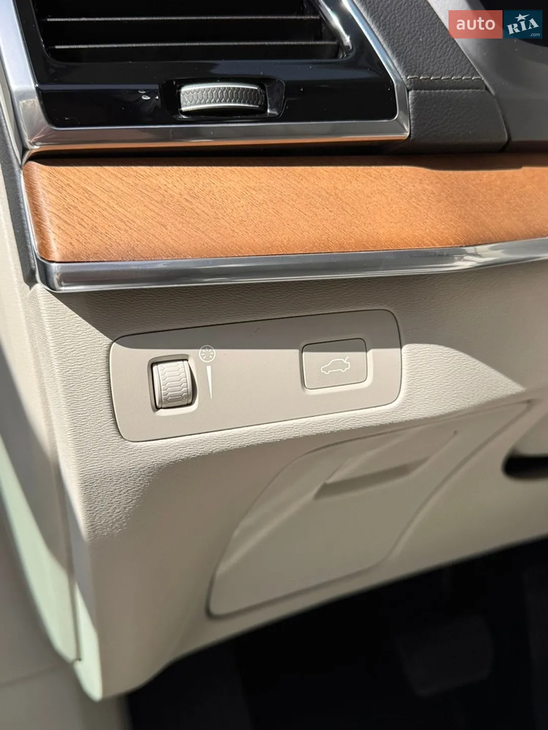 2019 Volvo XC90 - мініатюра 15
