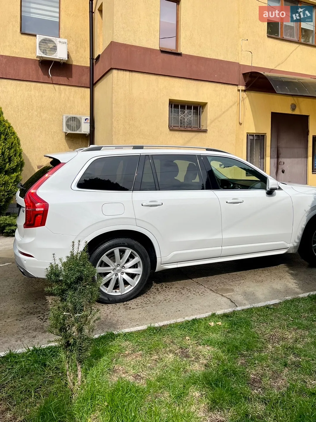 2017 Volvo XC90 - мініатюра 10
