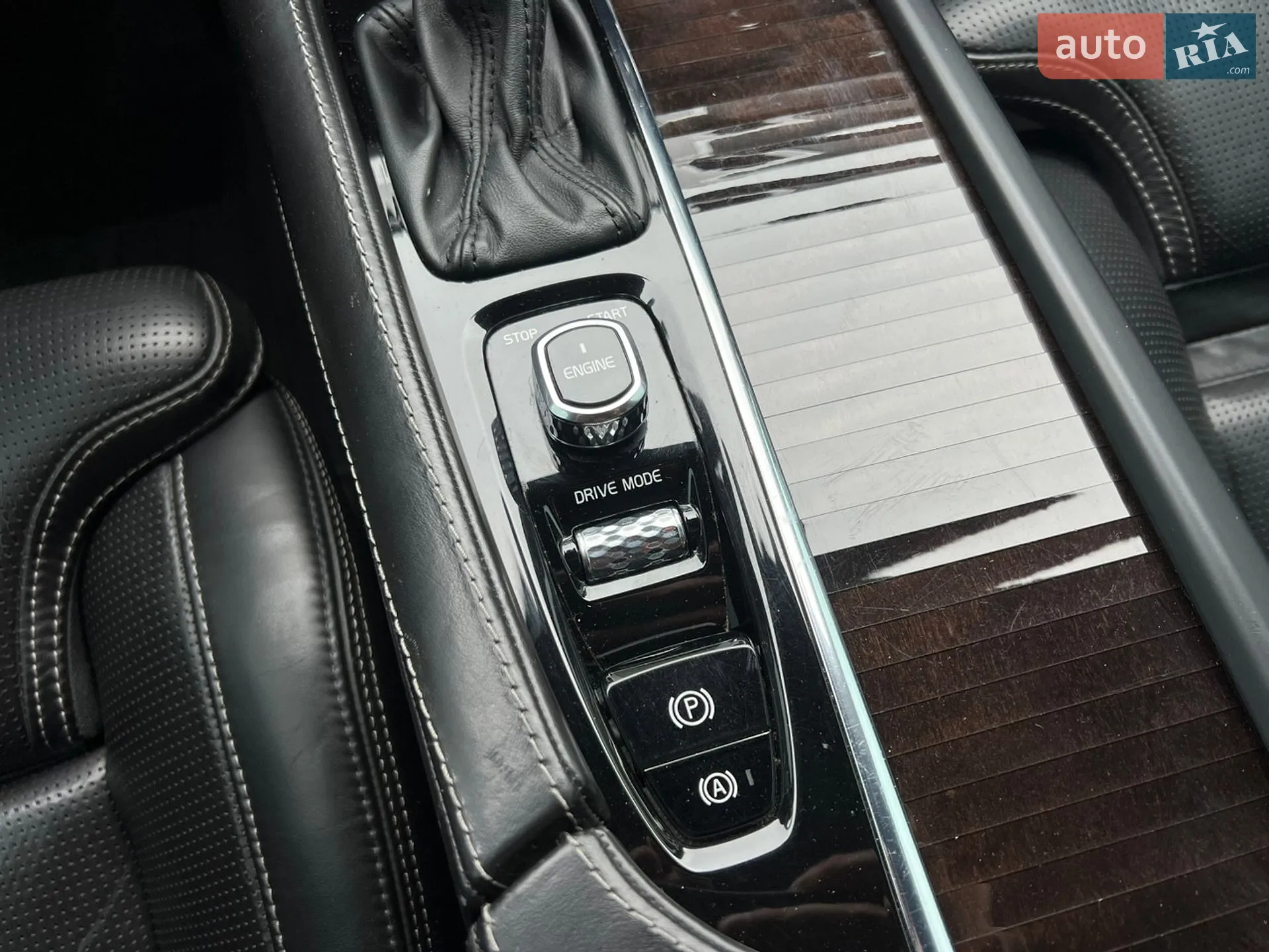 2017 Volvo XC90 - мініатюра 28