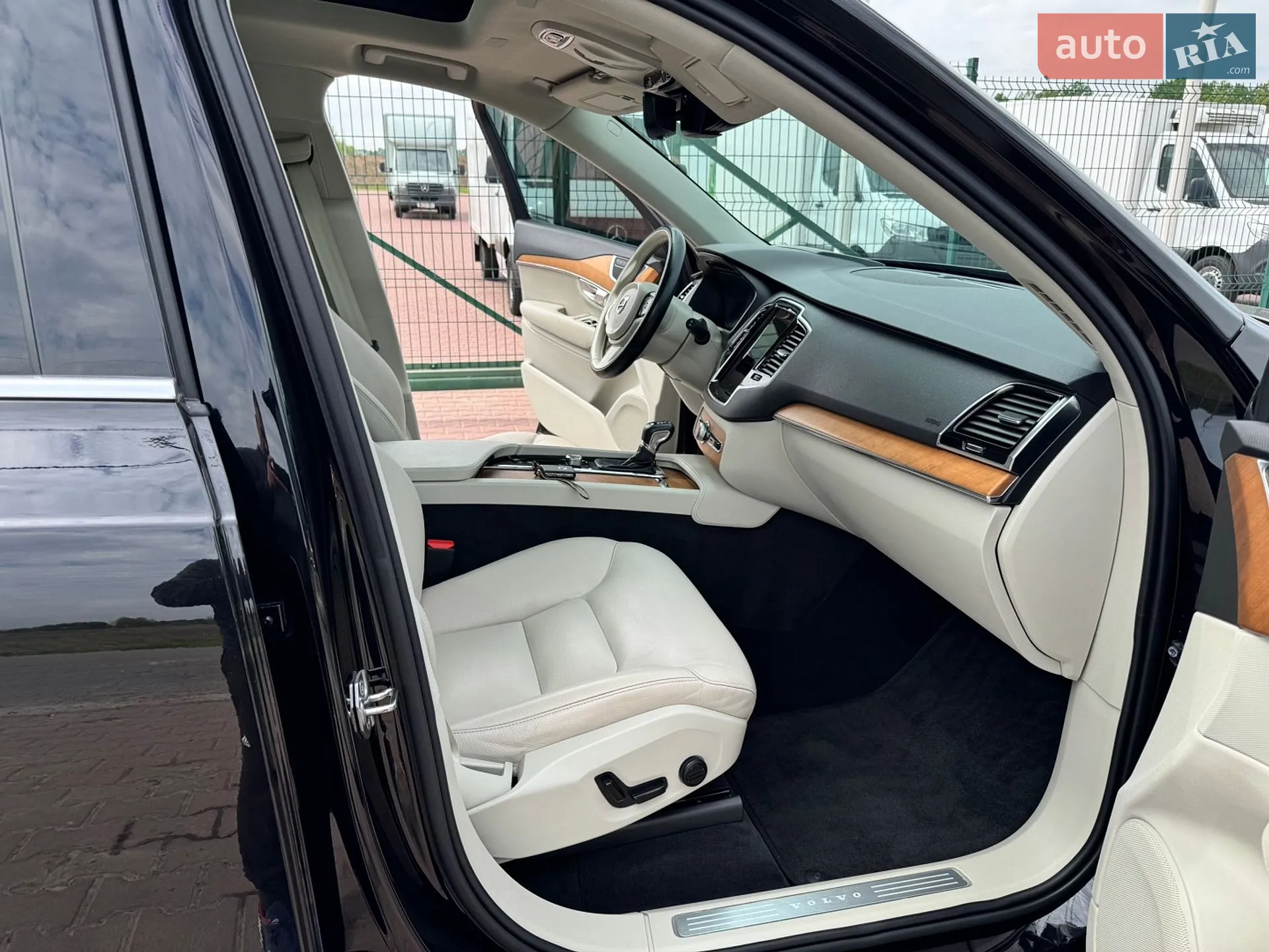 2021 Volvo XC90 - мініатюра 57