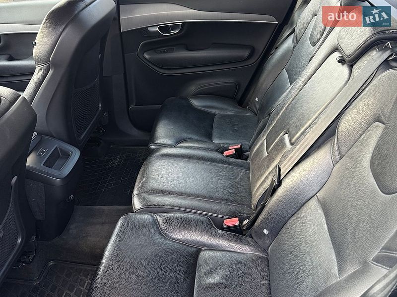 Внедорожник / Кроссовер Volvo XC90 2019 в Киеве