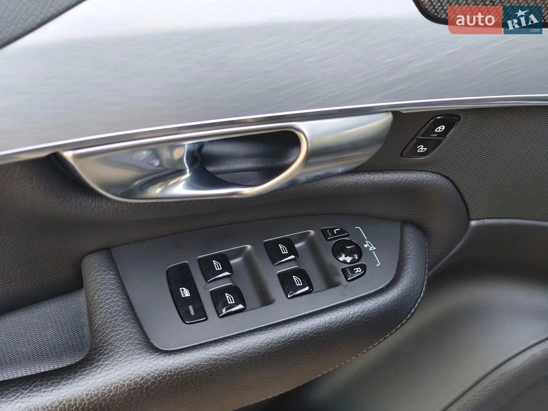 2019 Volvo XC90 - мініатюра 38
