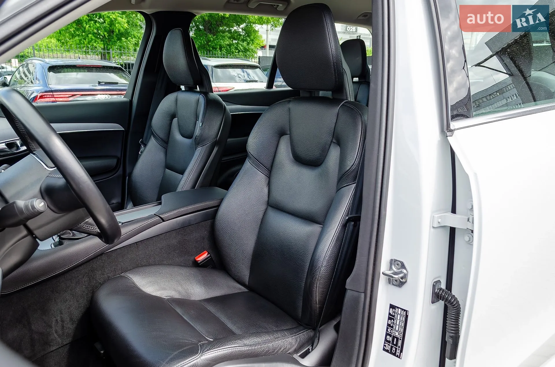 2019 Volvo XC90 - мініатюра 32