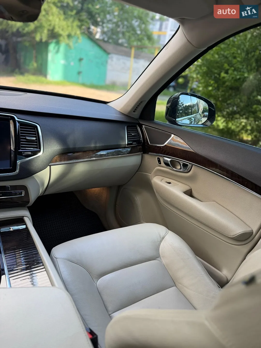 2015 Volvo XC90 - мініатюра 6