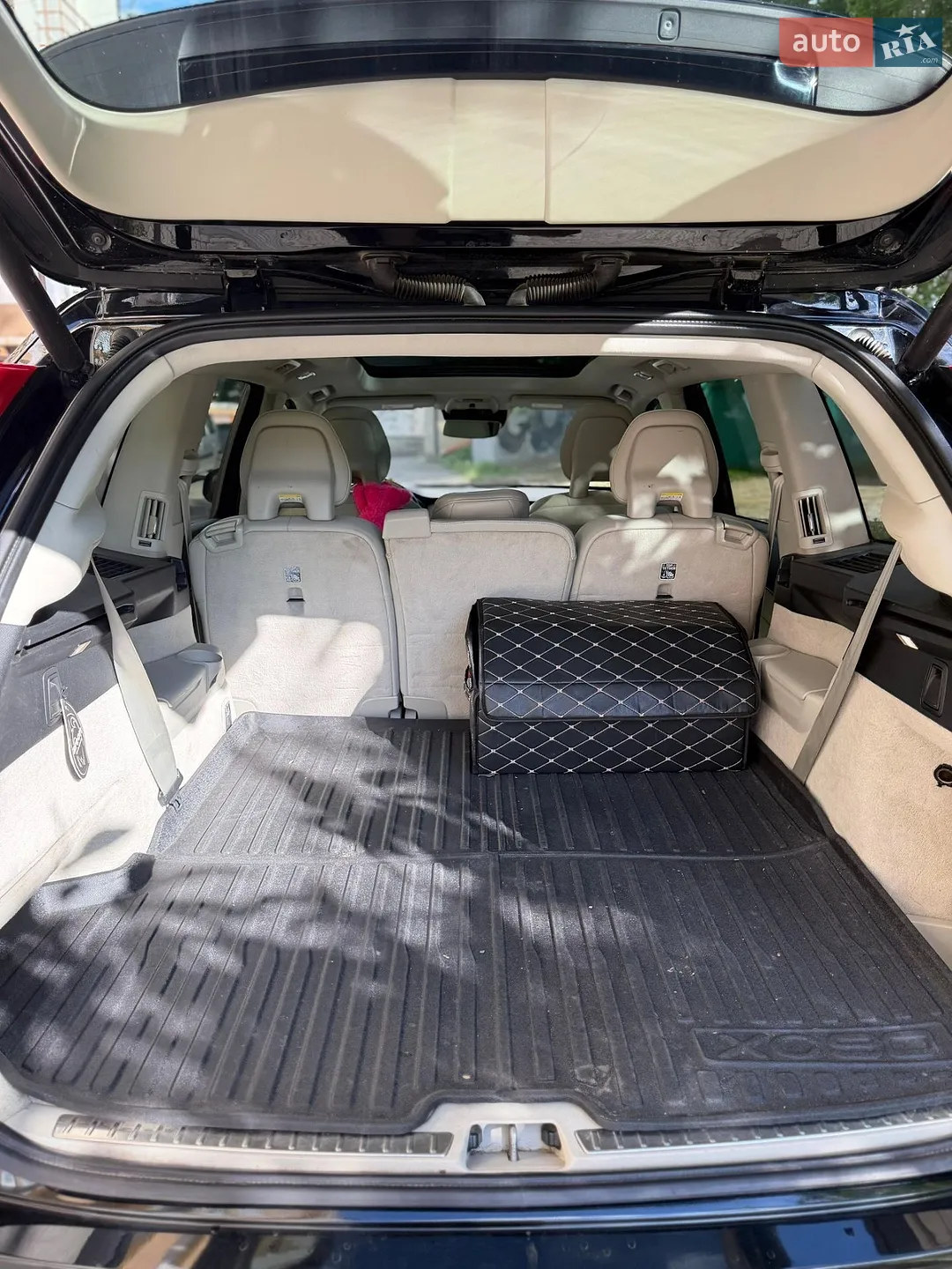 2015 Volvo XC90 - мініатюра 8