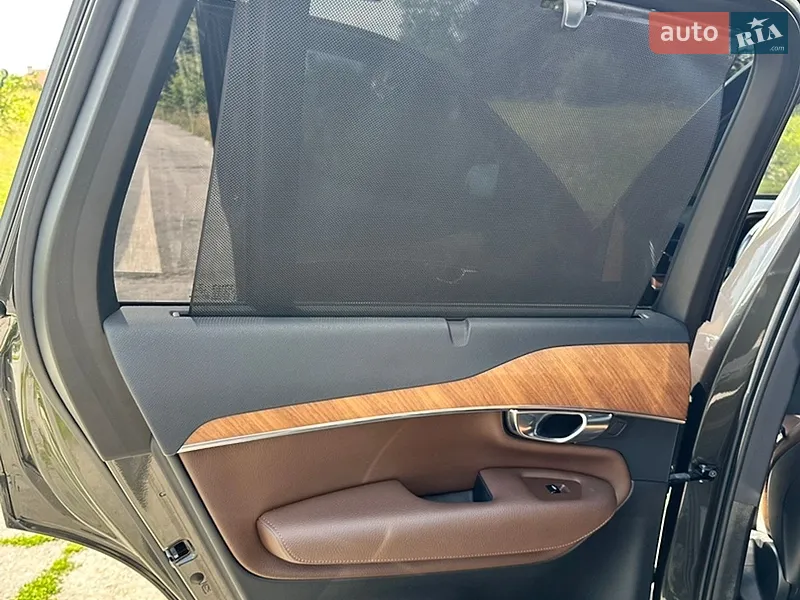 Volvo XC90 2021 VIN YV1LCL1VCM1768665 фото оголошення 17 з 76