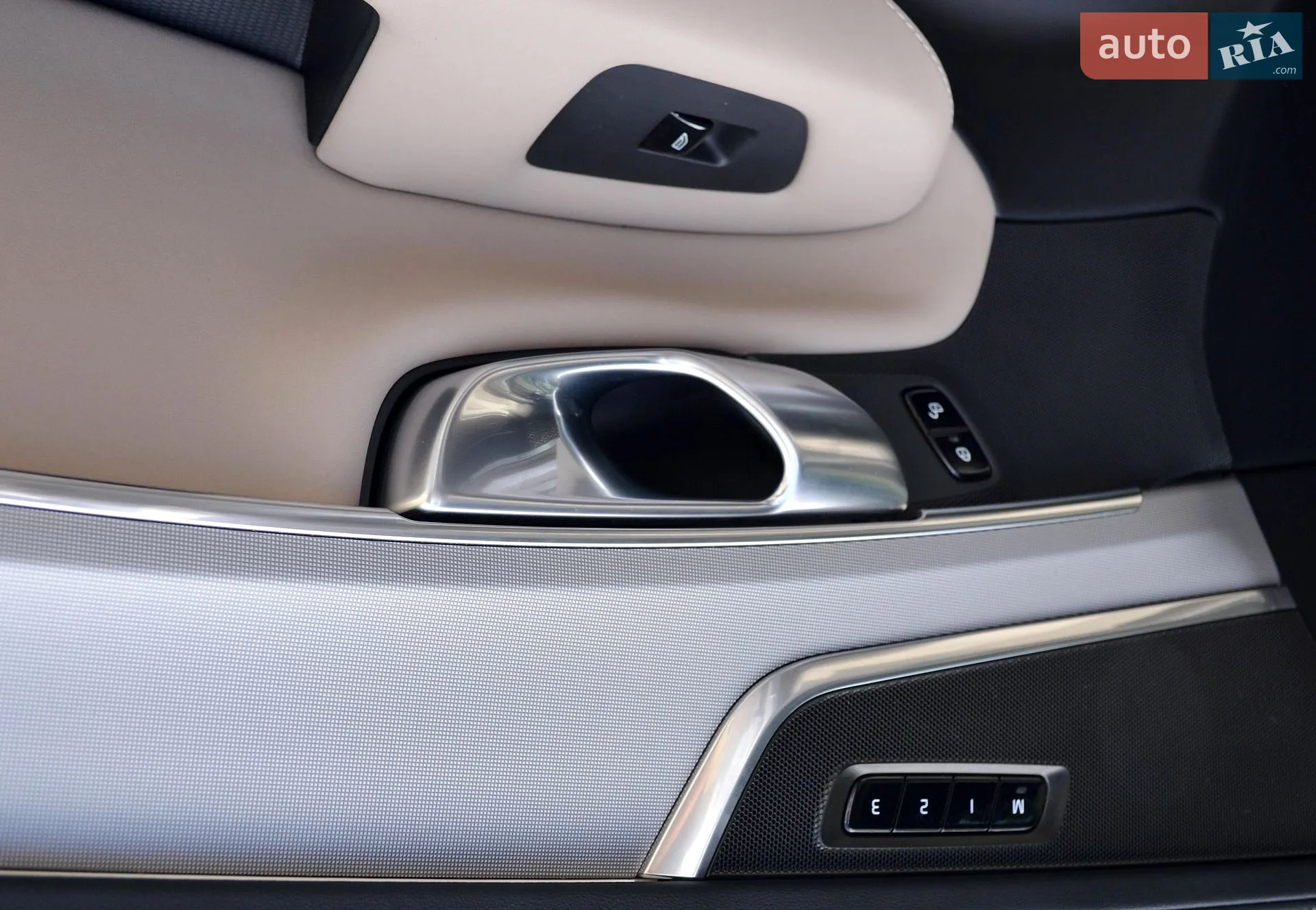 2025 Volvo XC90 - мініатюра 42