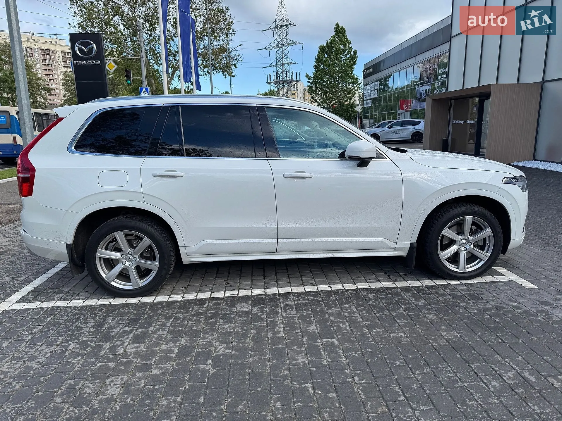 2020 Volvo XC90 - мініатюра 8