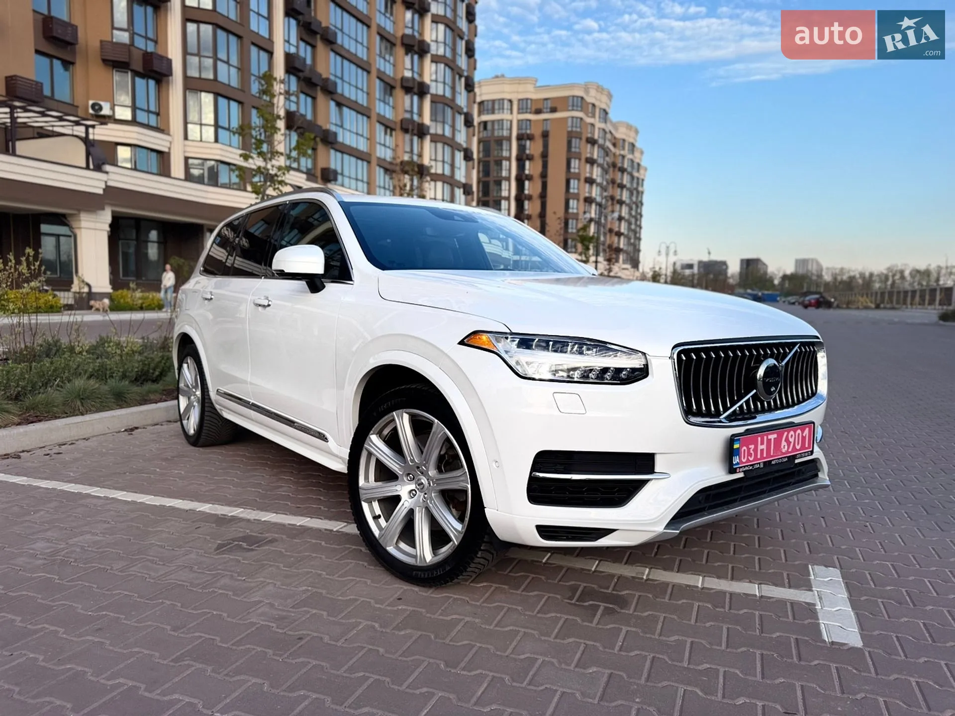 2017 Volvo XC90 - мініатюра 2