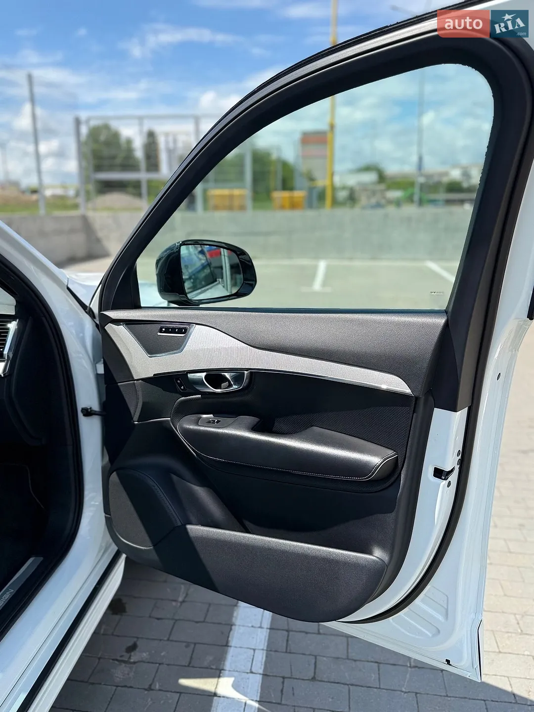 2017 Volvo XC90 - мініатюра 18