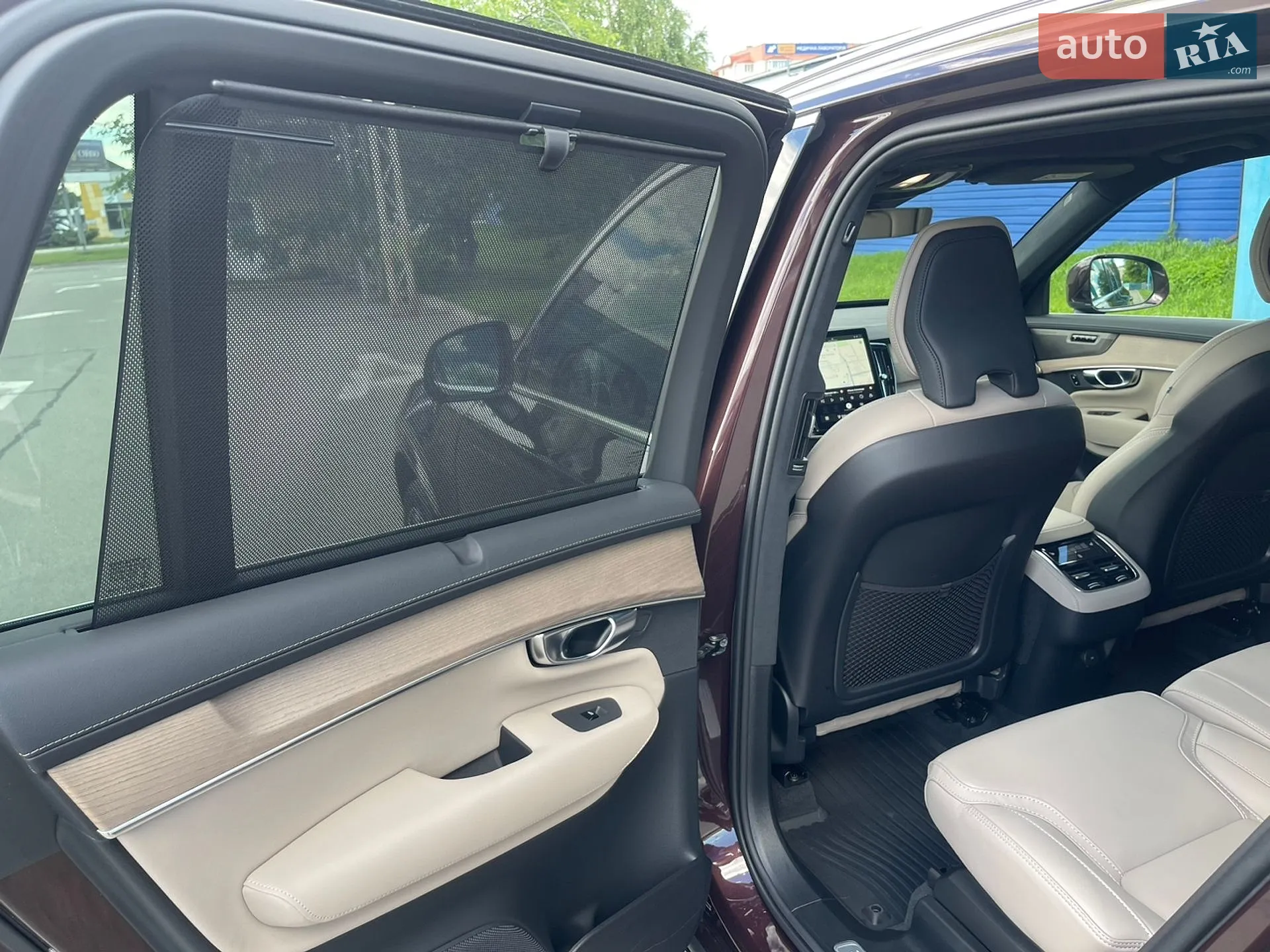2025 Volvo XC90 - мініатюра 19