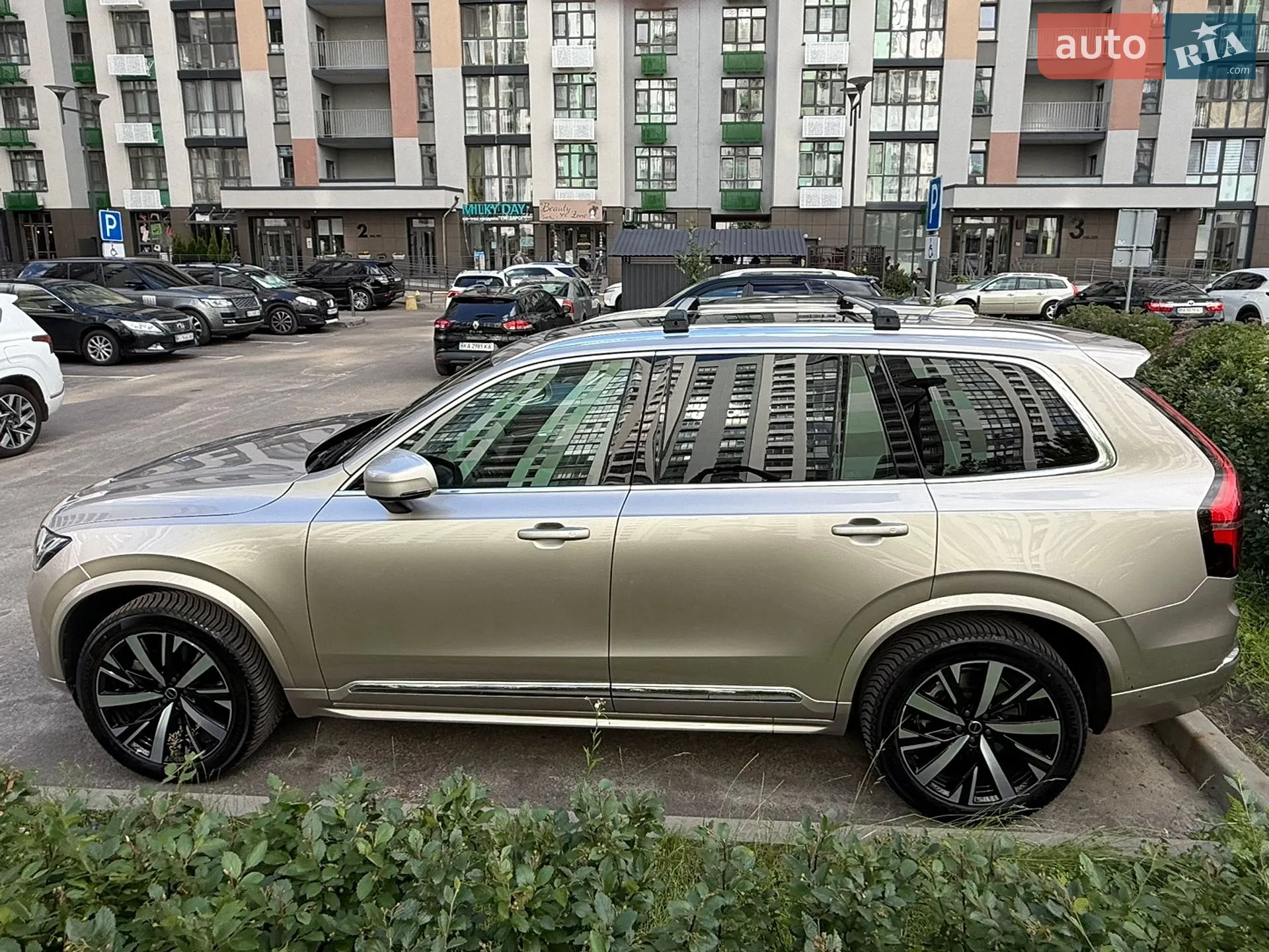 2025 Volvo XC90 - мініатюра 4