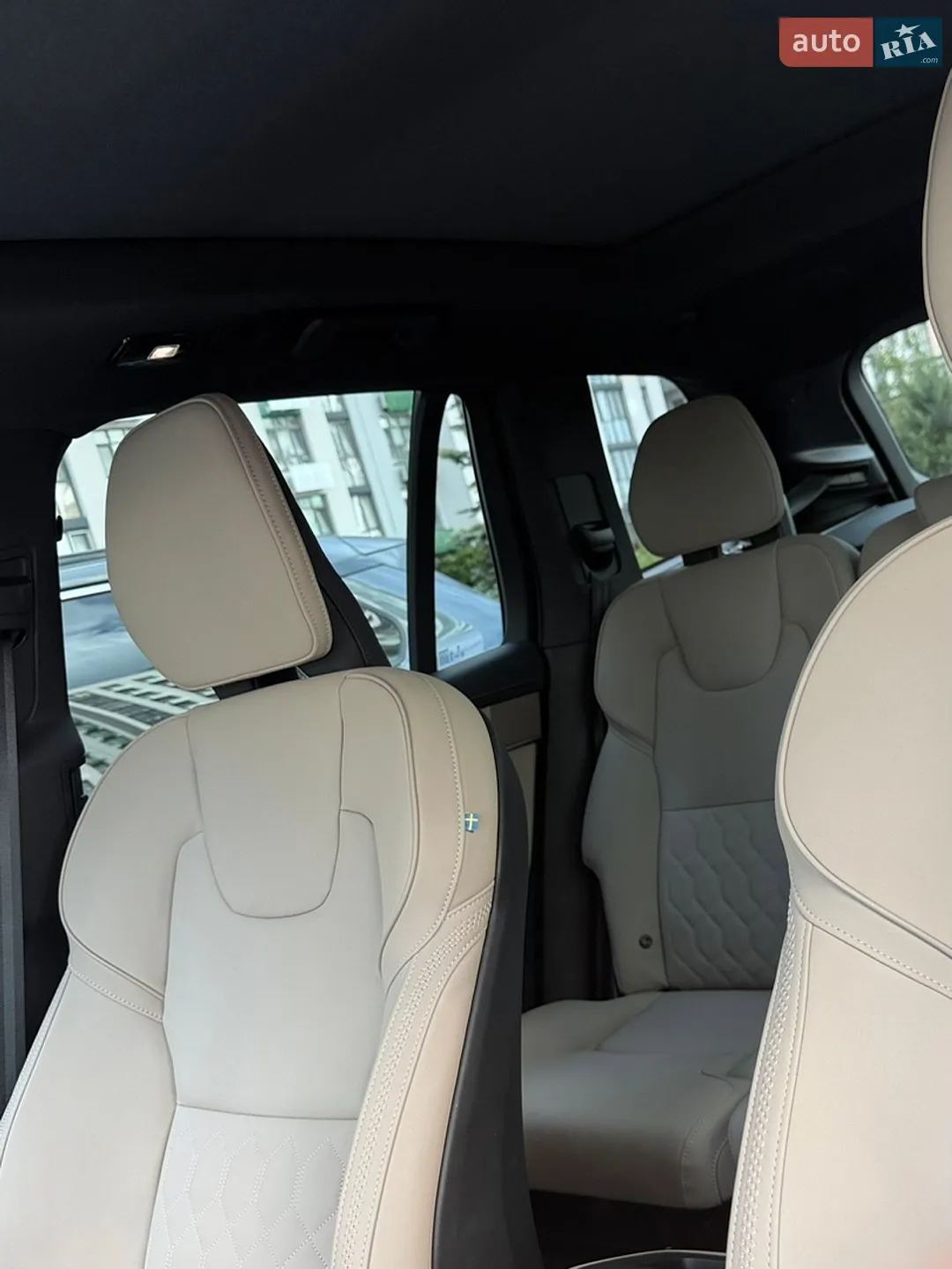 2025 Volvo XC90 - мініатюра 19