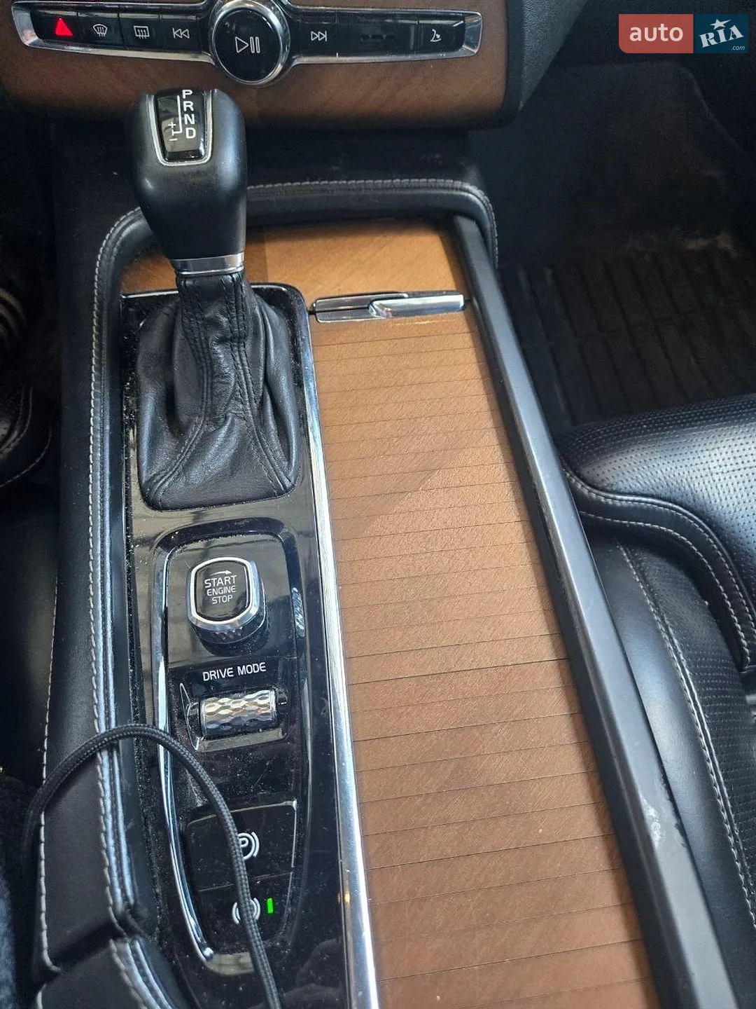 2017 Volvo XC90 - мініатюра 13