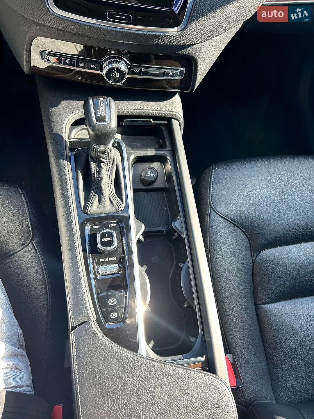 2015 Volvo XC90 - мініатюра 23