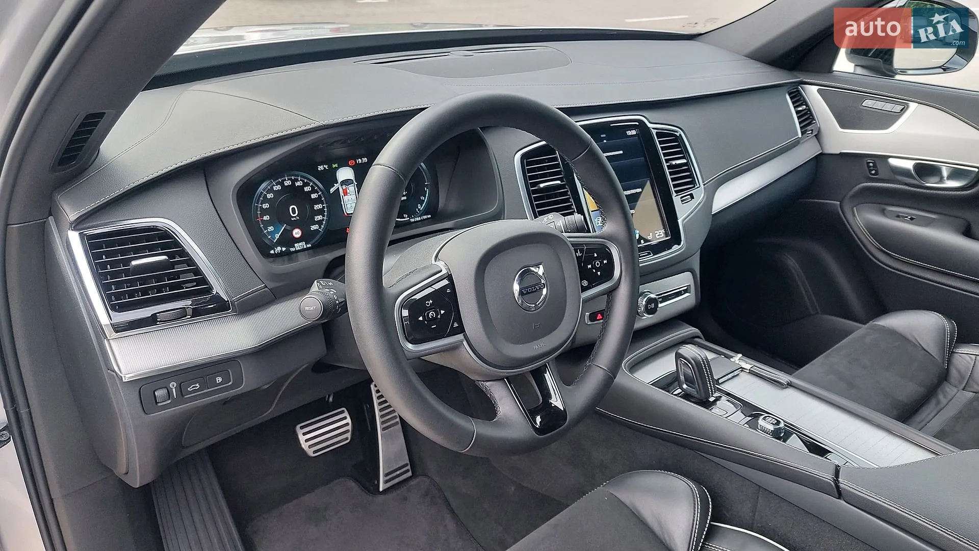 2022 Volvo XC90 - мініатюра 13