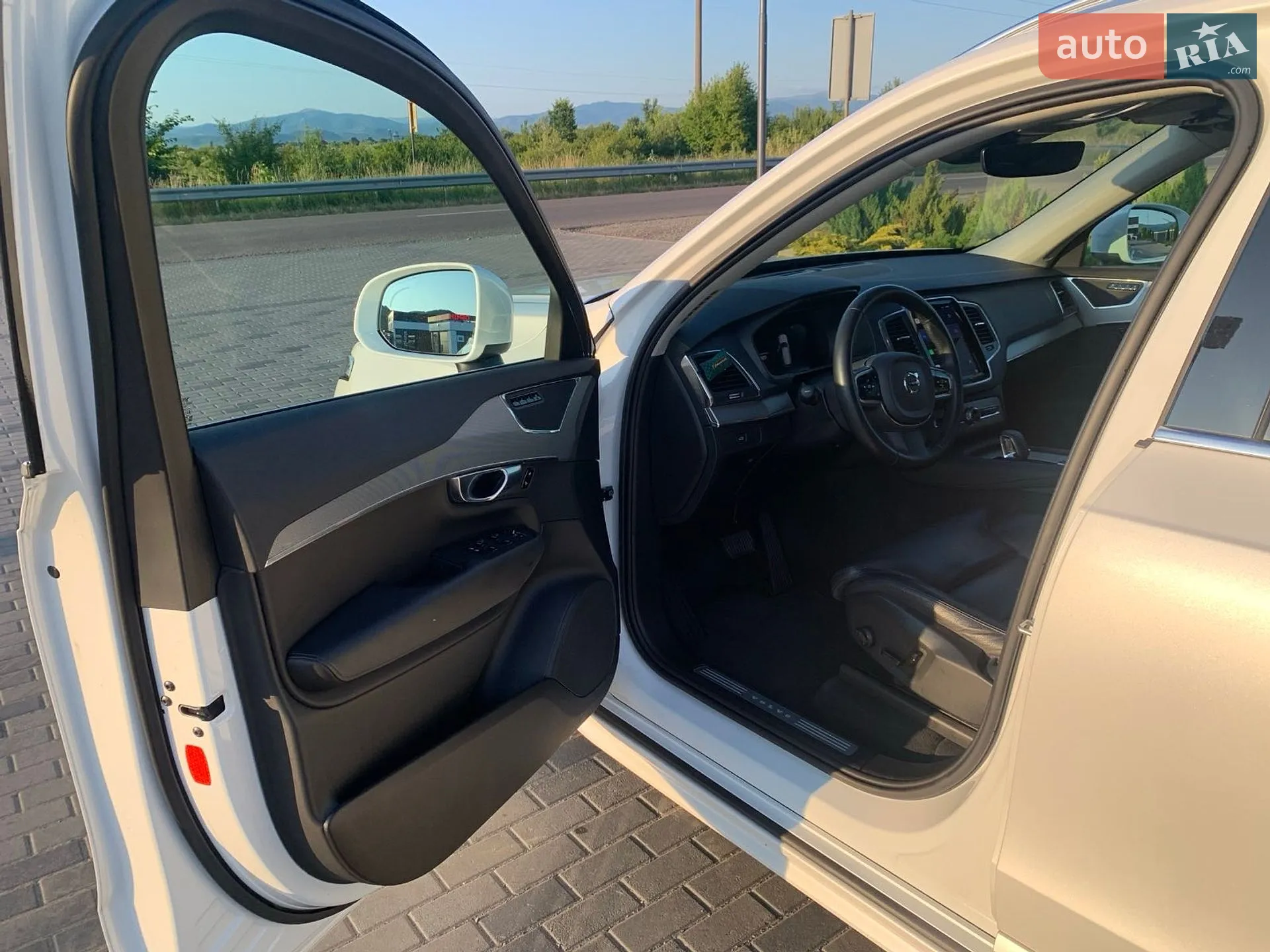 2022 Volvo XC90 - мініатюра 35