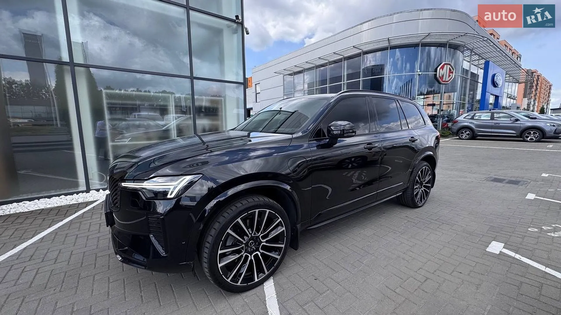 2025 Volvo XC90 - мініатюра 6