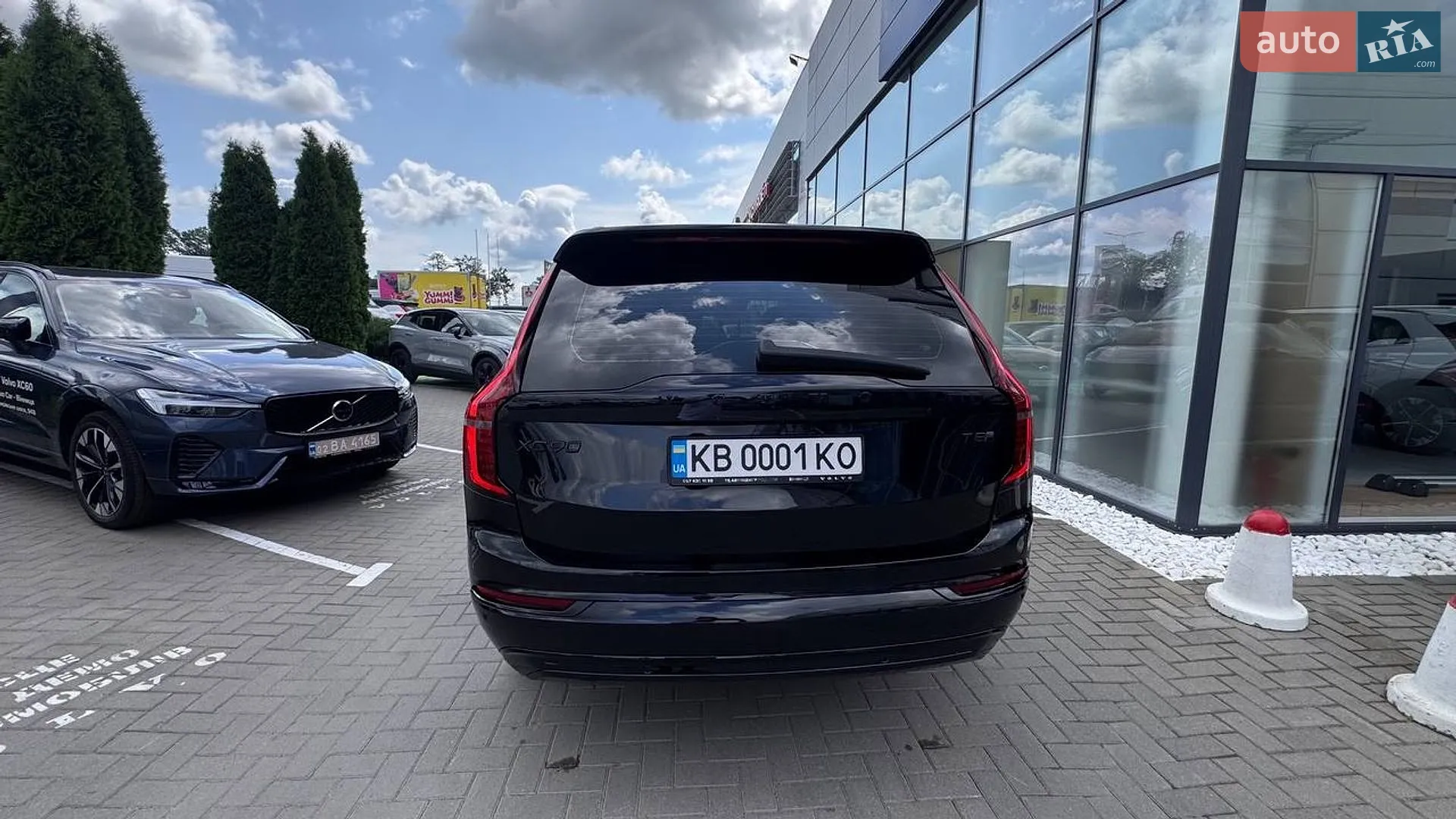2025 Volvo XC90 - мініатюра 10