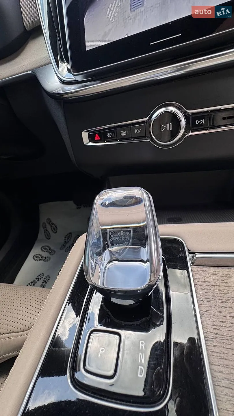 2025 Volvo XC90 - мініатюра 36