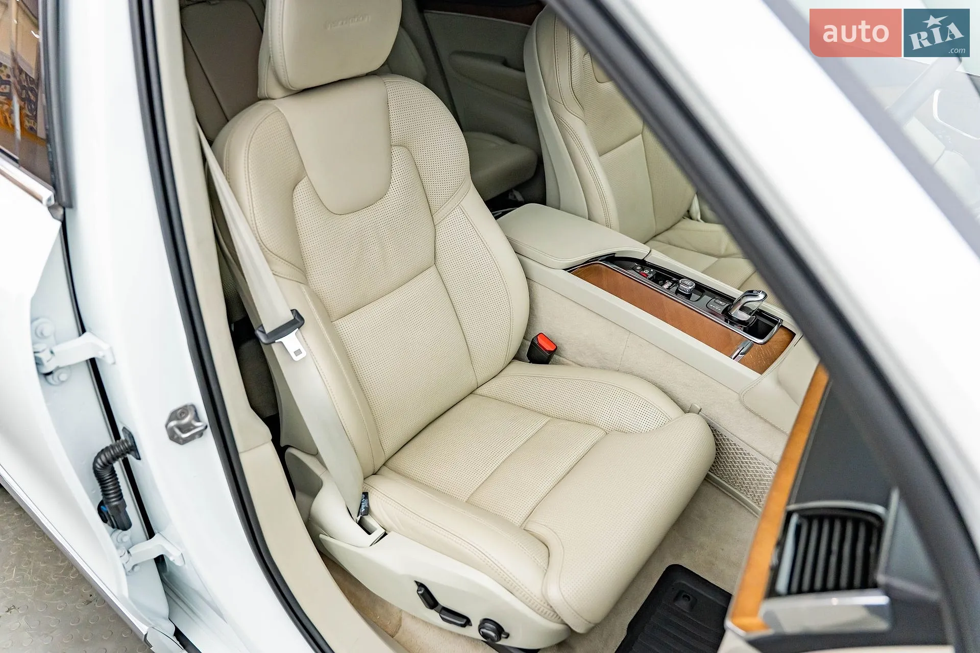 2018 Volvo XC90 - мініатюра 25
