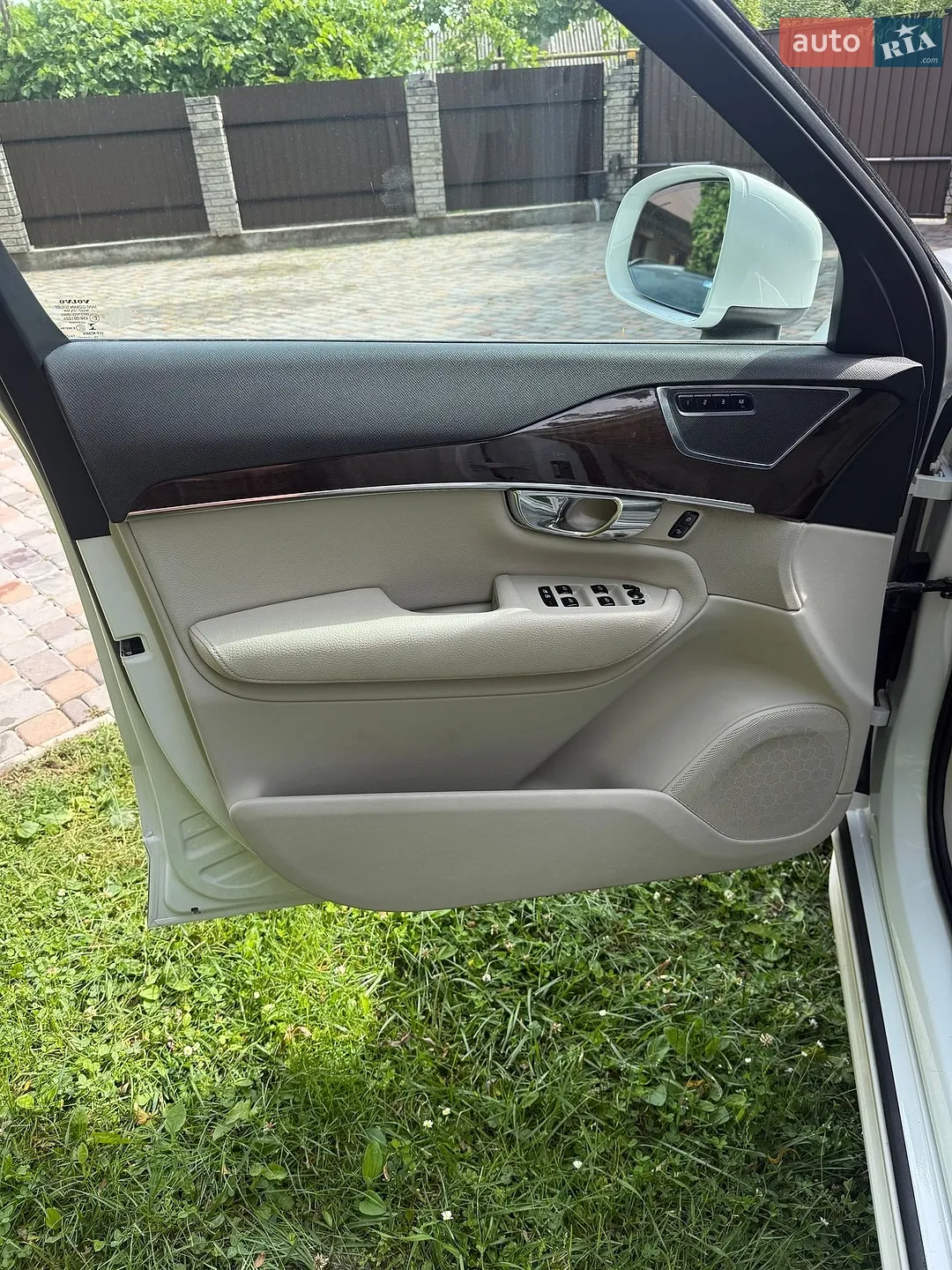 2016 Volvo XC90 - мініатюра 9