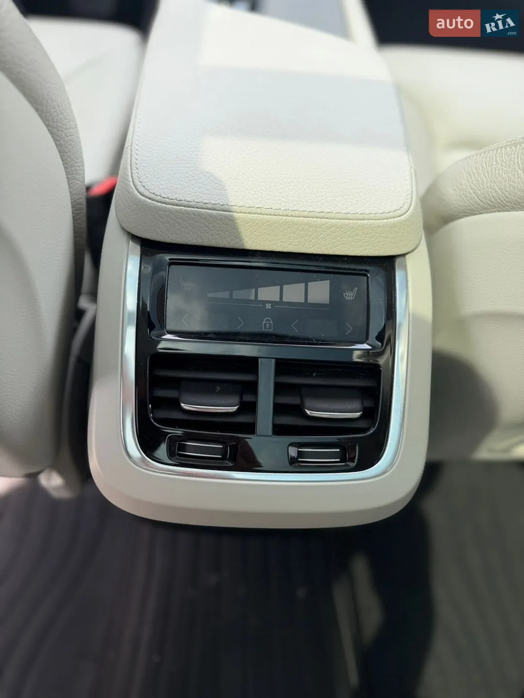 2021 Volvo XC90 - мініатюра 19