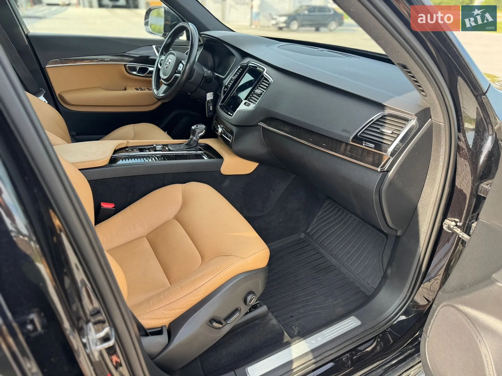 2018 Volvo XC90 - мініатюра 10