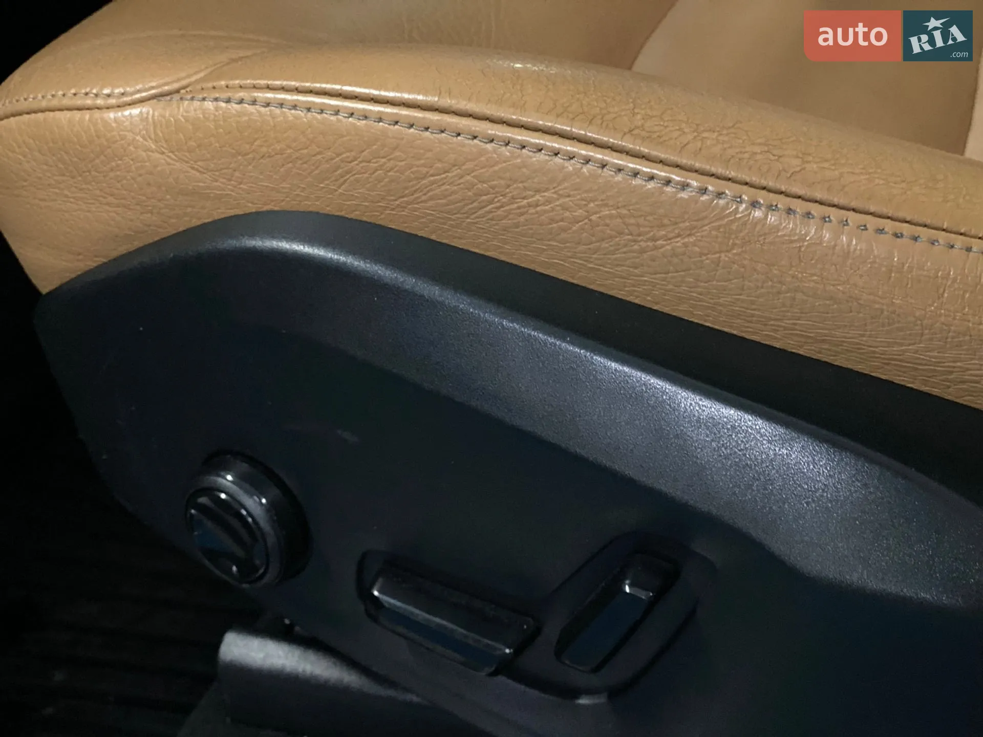 2015 Volvo XC90 - мініатюра 14