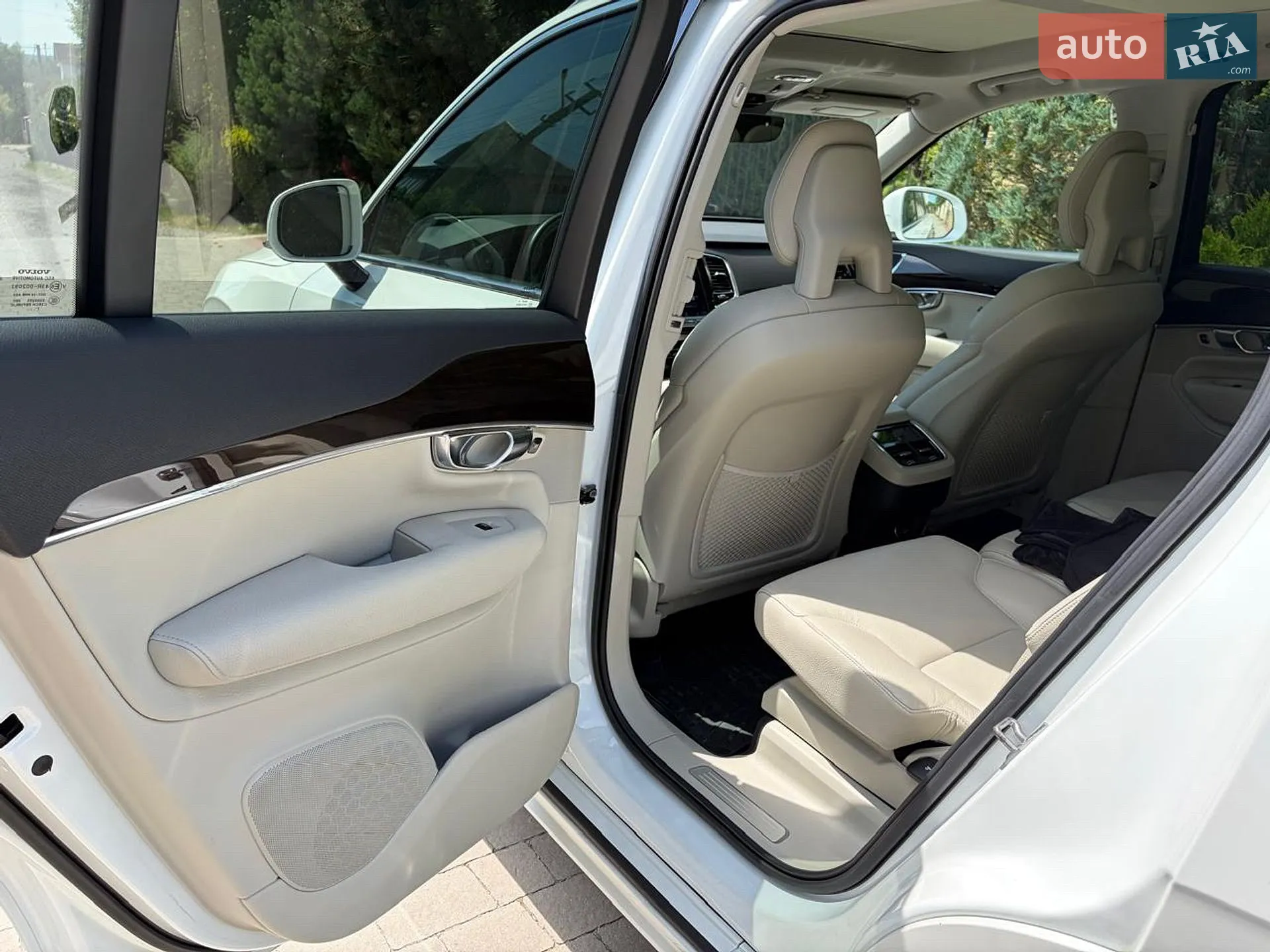 2018 Volvo XC90 - мініатюра 9