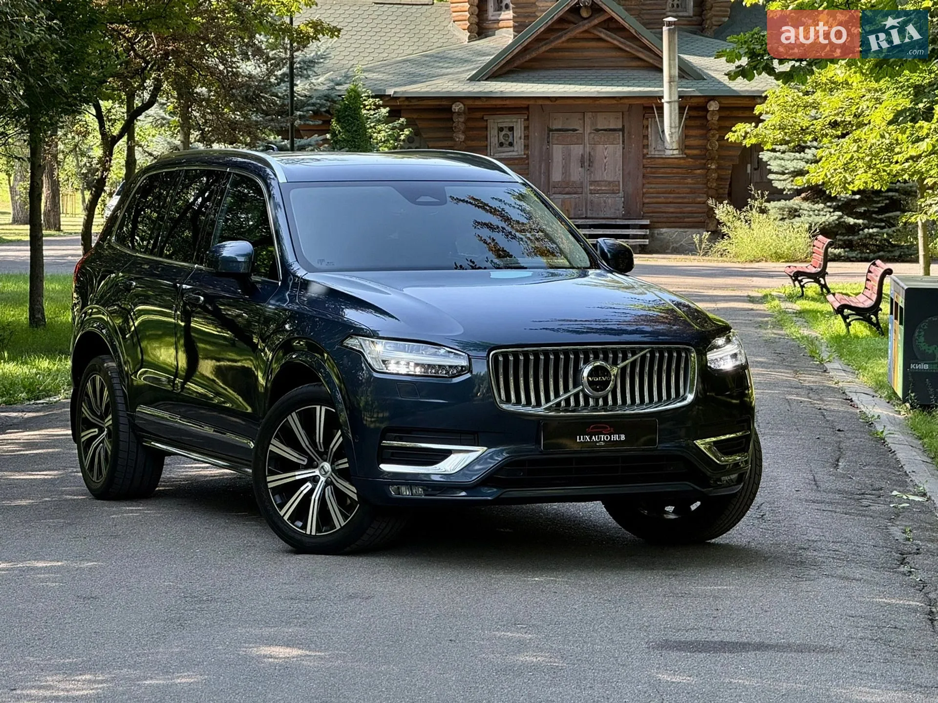 2023 Volvo XC90 - мініатюра 9