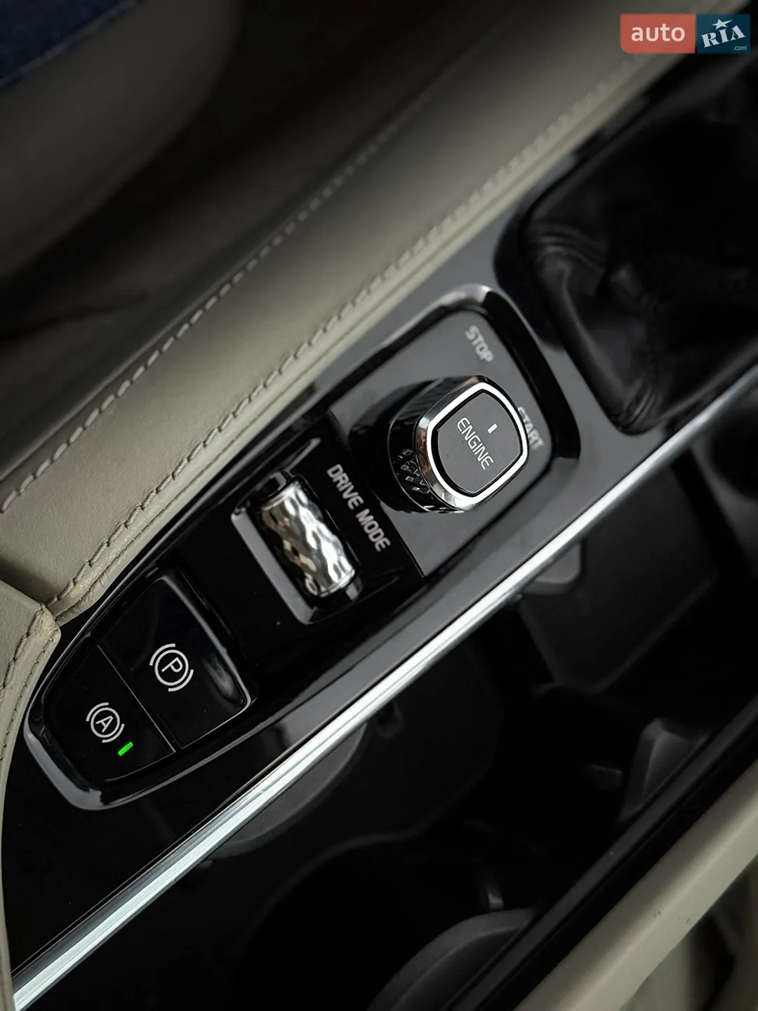2016 Volvo XC90 - мініатюра 31