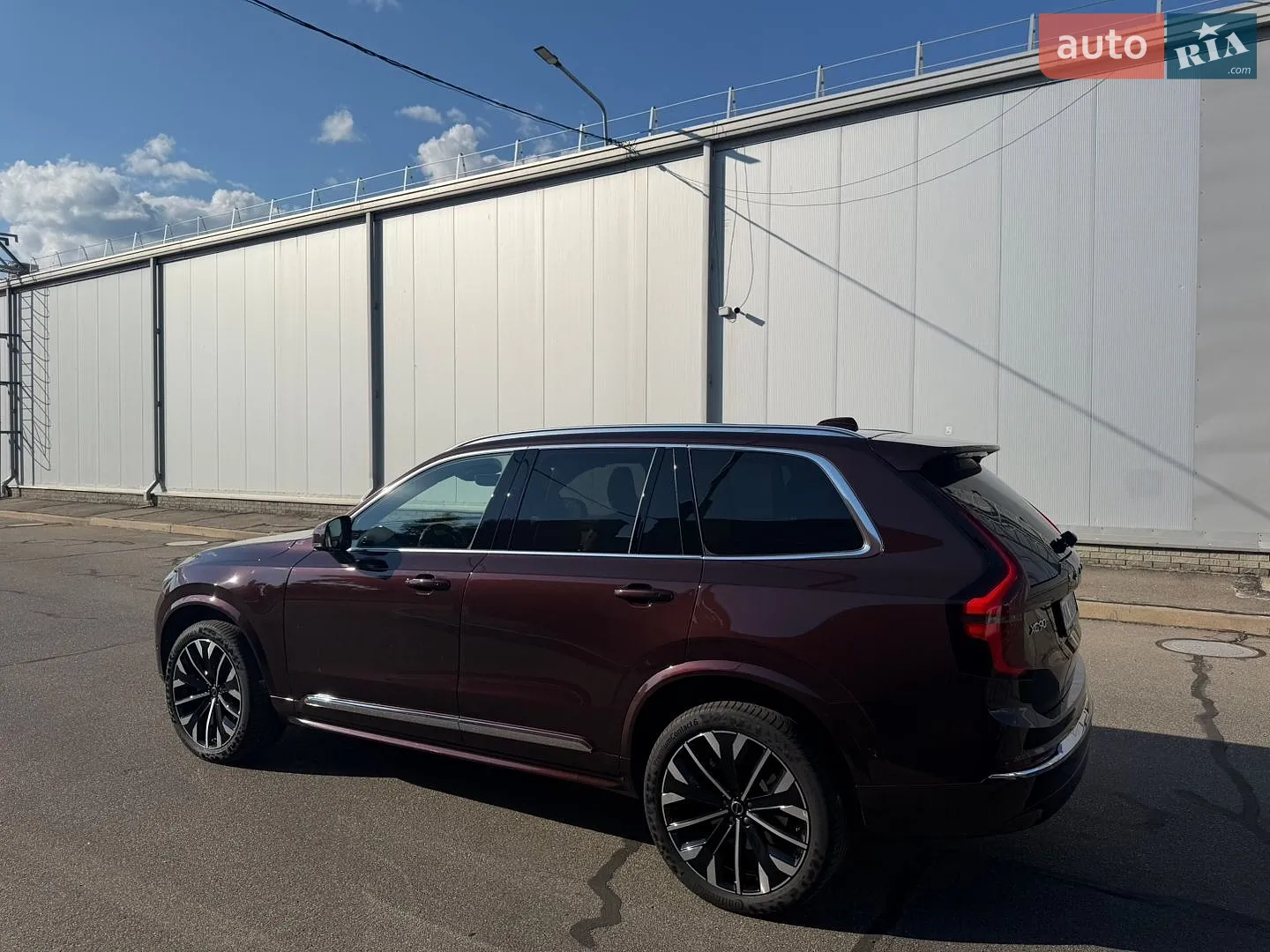 2025 Volvo XC90 - мініатюра 12