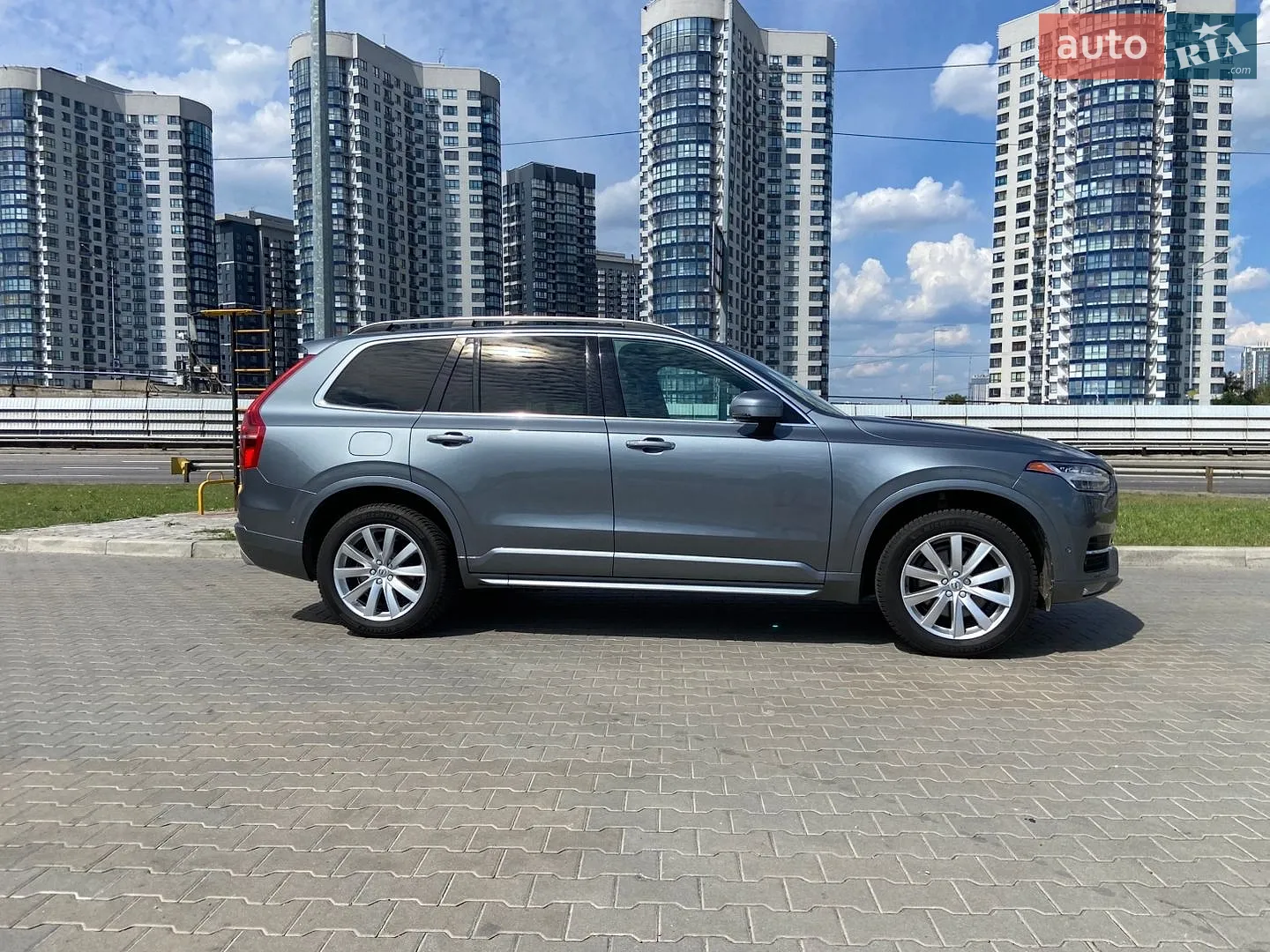 2017 Volvo XC90 - мініатюра 5