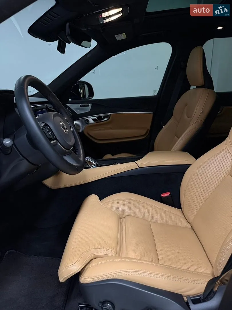 2023 Volvo XC90 - мініатюра 12