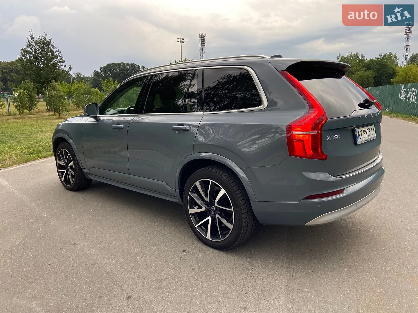 2022 Volvo XC90 - мініатюра 9
