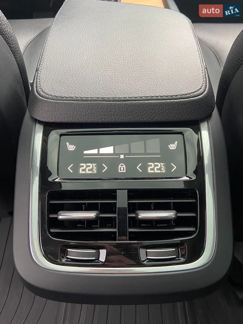 2022 Volvo XC90 - мініатюра 28