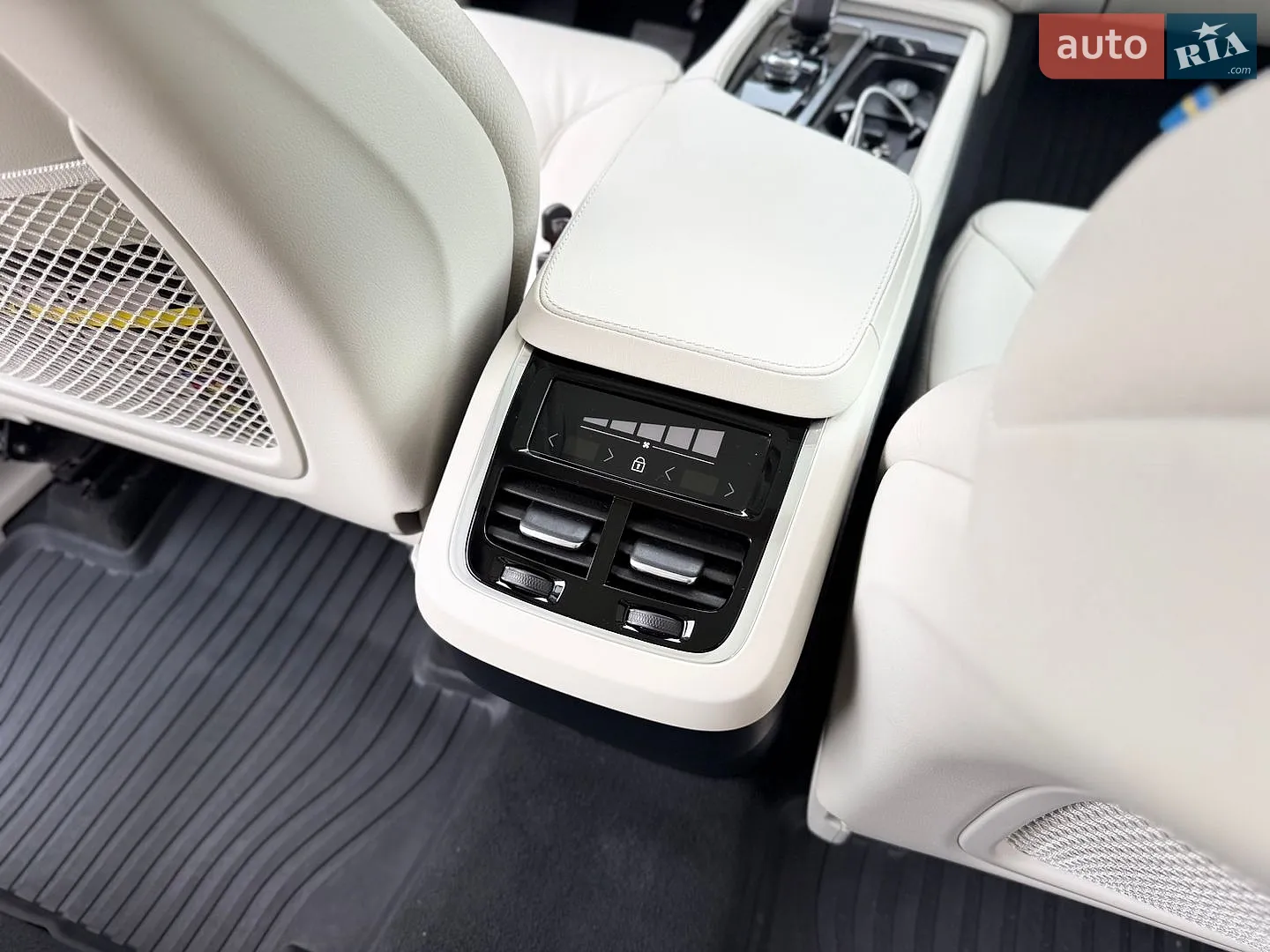 2023 Volvo XC90 - мініатюра 48