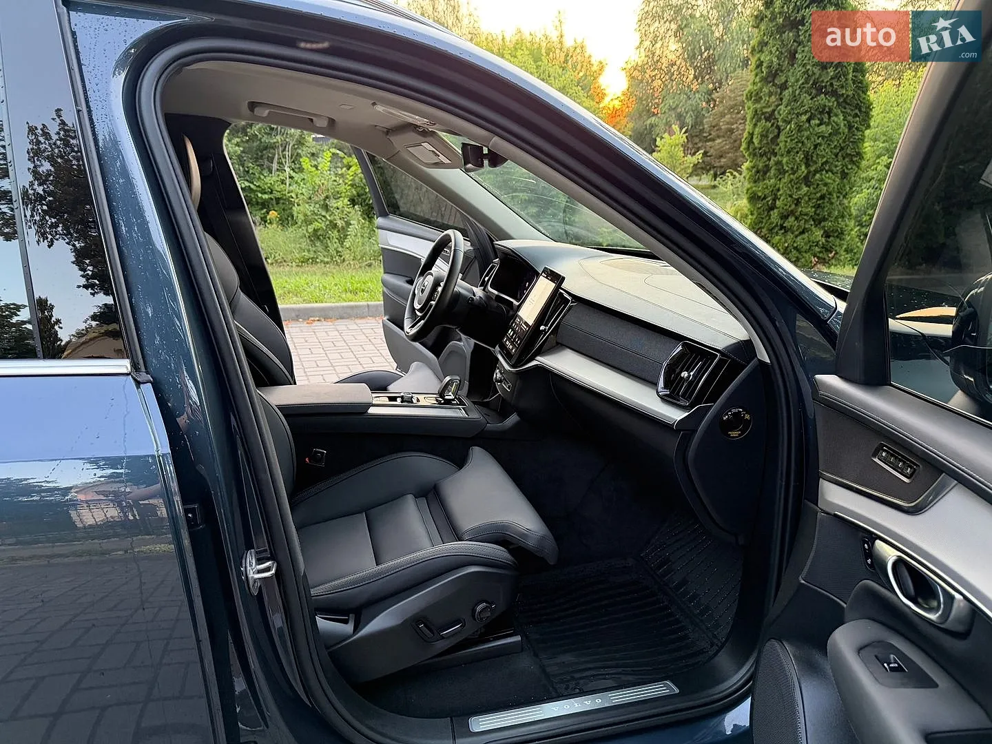 2025 Volvo XC90 - мініатюра 30