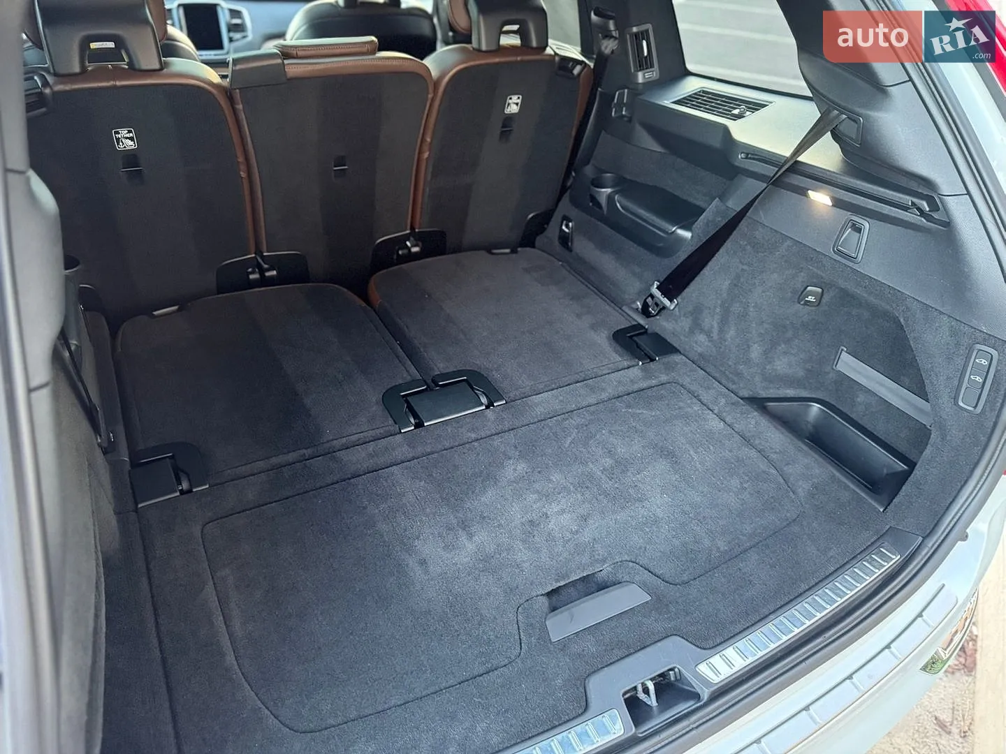 2017 Volvo XC90 - мініатюра 32