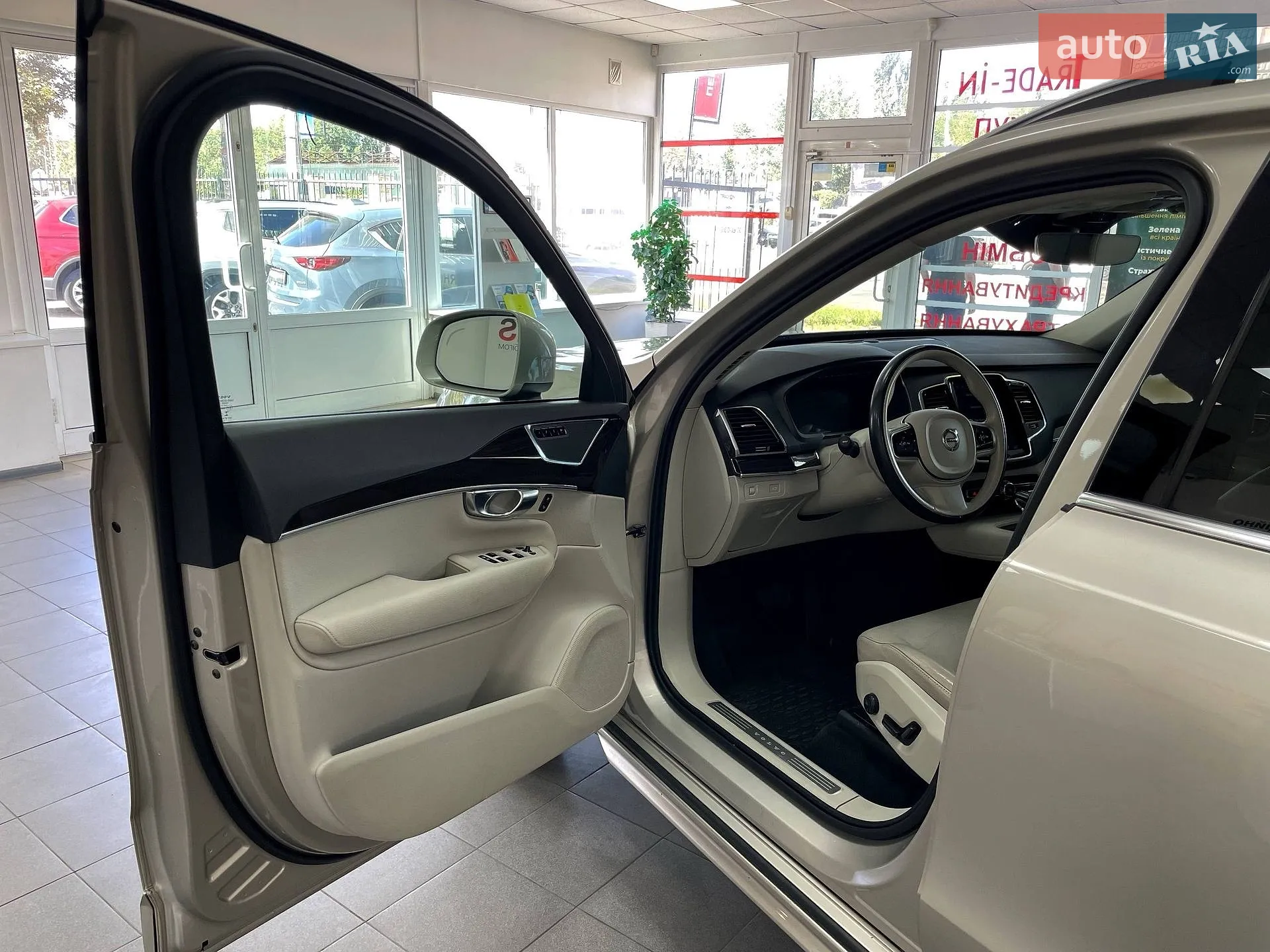 2018 Volvo XC90 - мініатюра 13