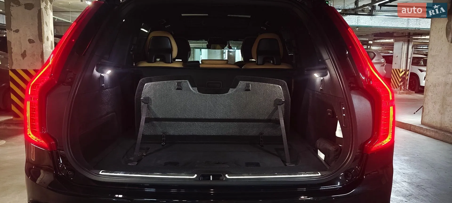 2022 Volvo XC90 - мініатюра 11