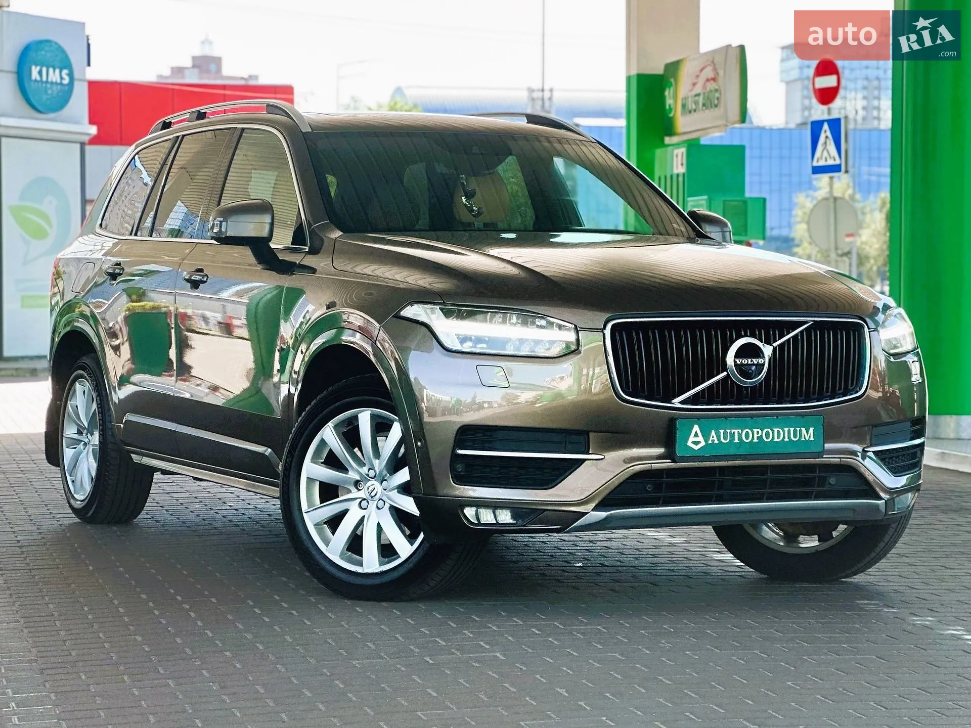 2017 Volvo XC90 - фото 1